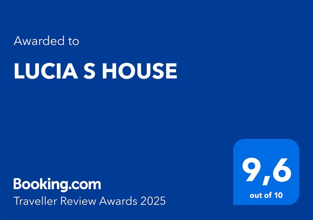 Lucia S House * Mairena del Aljarafe